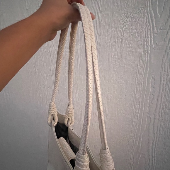 Wilson Leather Snake Skin Patent Leather cream Tote Bag - Picture 15 of 16